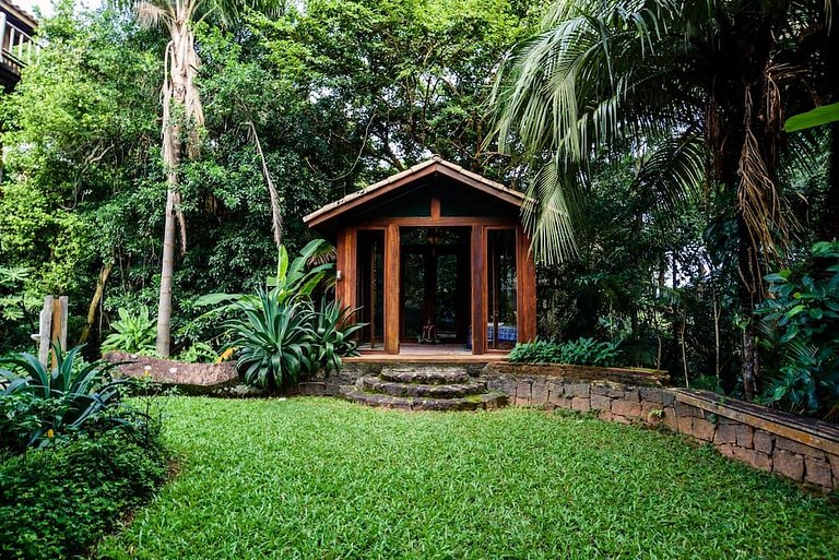 Um paraíso em condomínio à beira-mar na Ponta da Sela – Sul