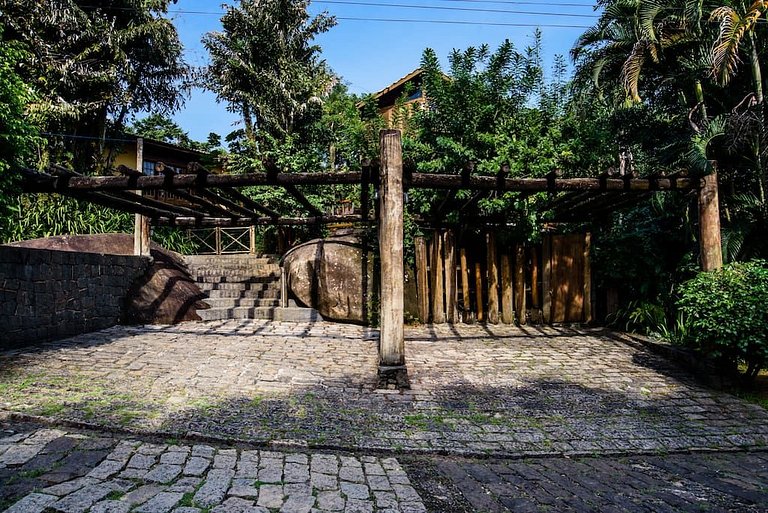Um paraíso em condomínio à beira-mar na Ponta da Sela – Sul