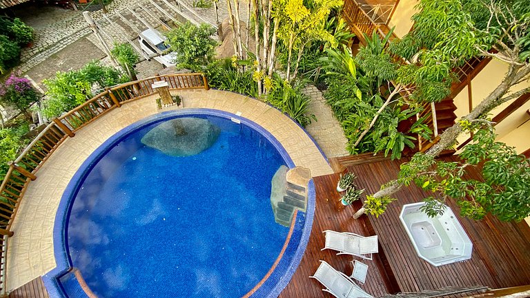 SPA, churrasqueira, piscina, condomínio beira-mar