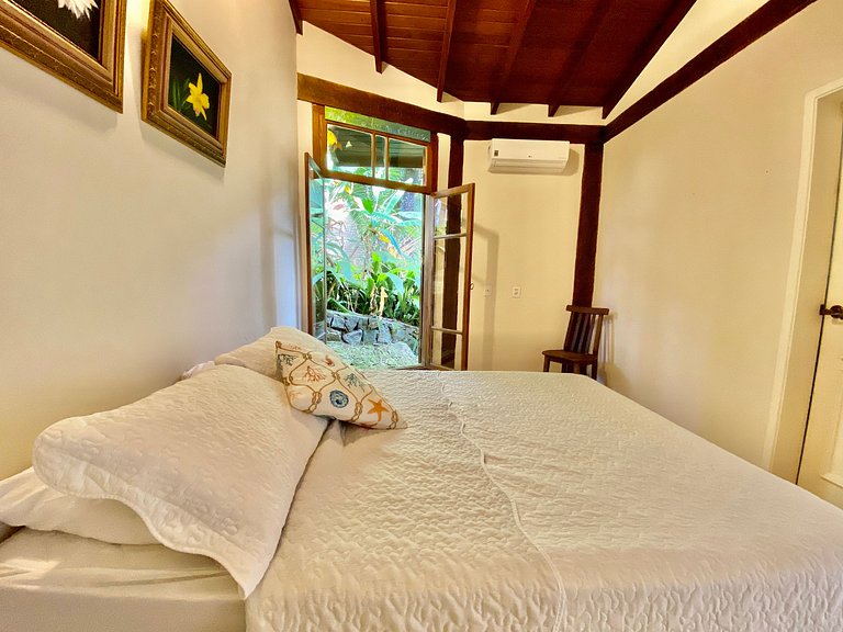 SPA, churrasqueira, piscina, condomínio beira-mar
