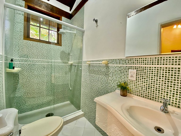 SPA, churrasqueira, piscina, condomínio beira-mar