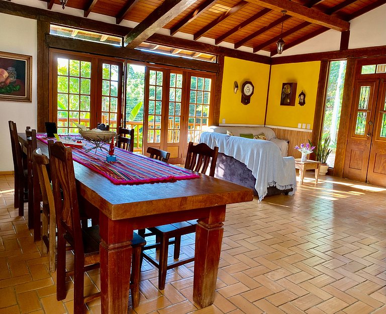 Spa aquecido, piscina e condomínio à beira-mar