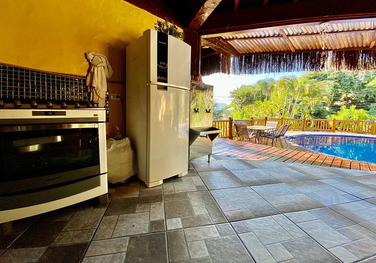 SPA, churrasqueira, piscina, condomínio beira-mar