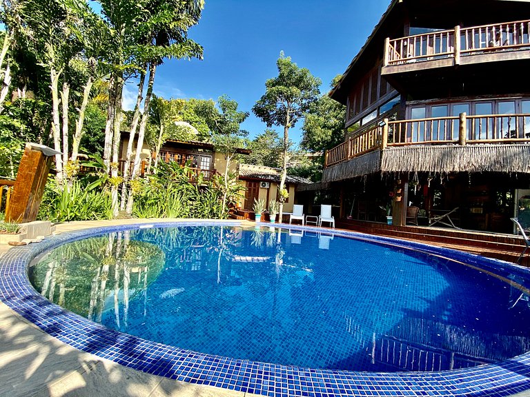 SPA, churrasqueira, piscina, condomínio beira-mar