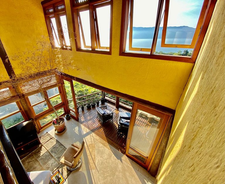 Vista deslumbrante, piscina e espaço gourmet
