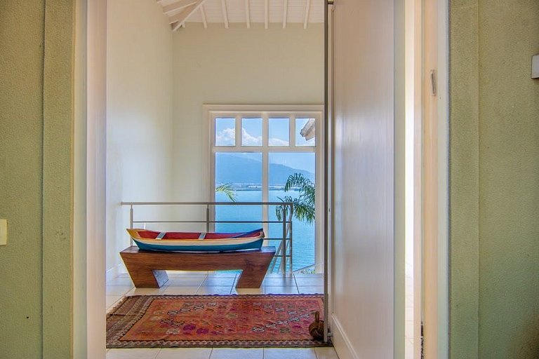 Casa luxuosa, vista mar, piscina e sauna