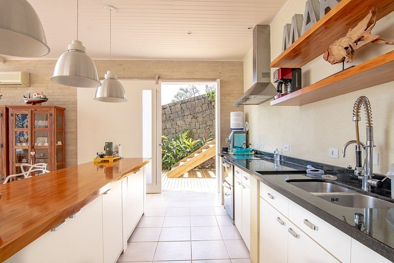 Sua casa perfeita em Ilhabela!