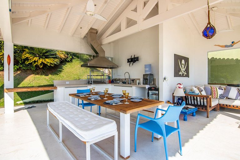 Sua casa perfeita em Ilhabela!