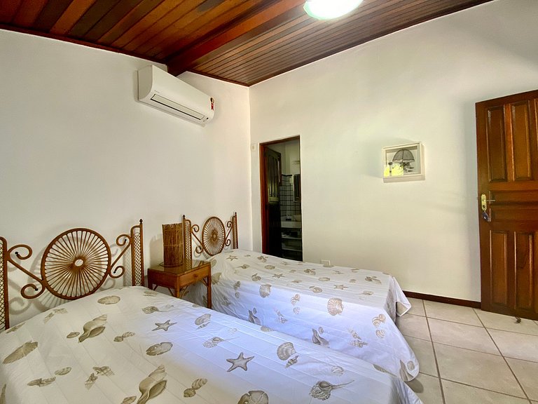 Vila Histórica - Piscina com raia e bela vista