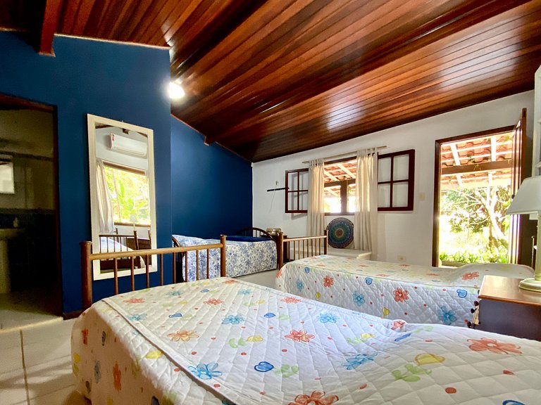 Vila Histórica - Piscina com raia e bela vista