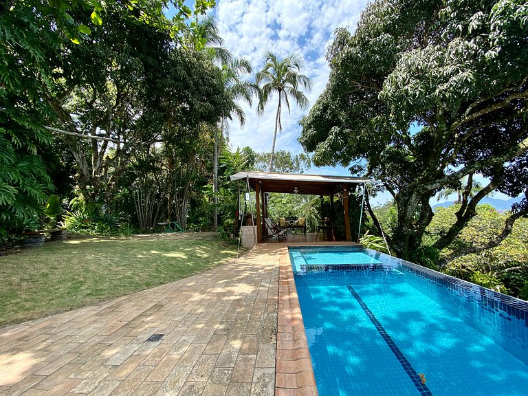 Vila Histórica - Piscina com raia e bela vista
