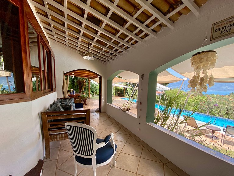 Vila Histórica - Piscina com raia e bela vista