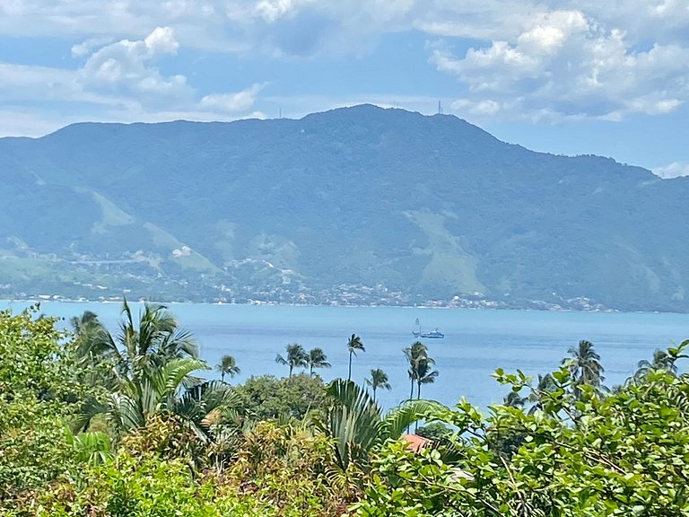 Vila Histórica - Piscina com raia e bela vista