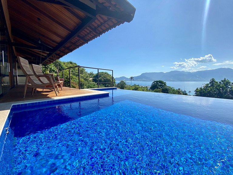 CASA À VENDA EM ILHABELA | SANTA TEREZA