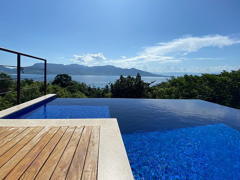 CASA À VENDA EM ILHABELA | SANTA TEREZA