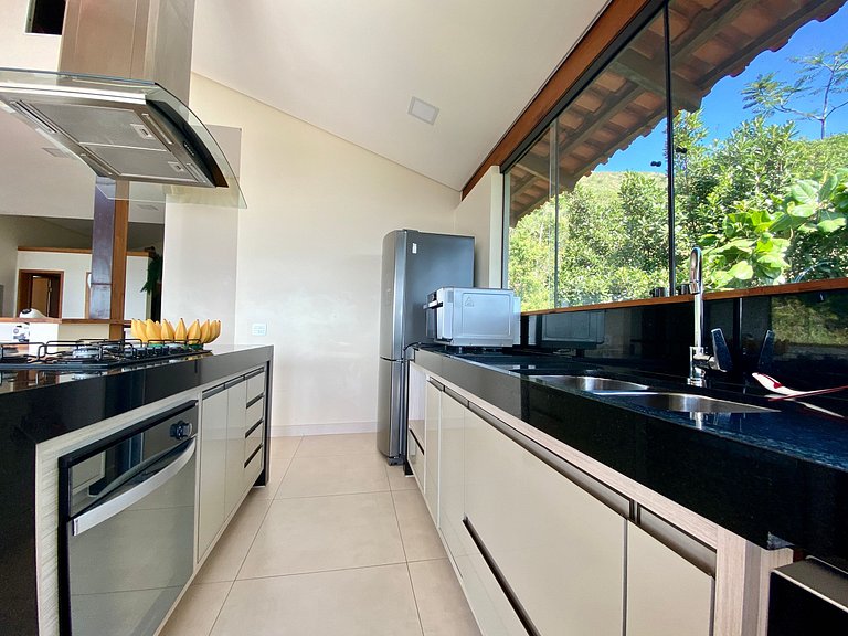 CASA À VENDA EM ILHABELA | SANTA TEREZA