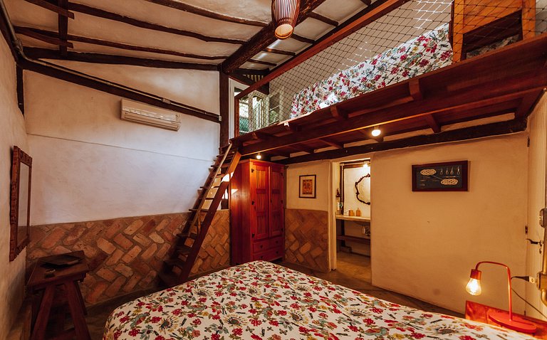 Linda casa, próxima á praia da Armação