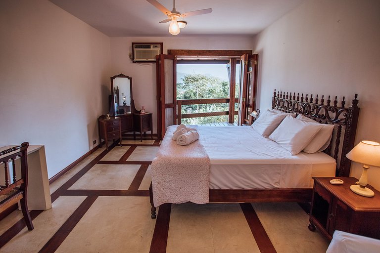 Casa no Engenho, com piscina e vista incrível