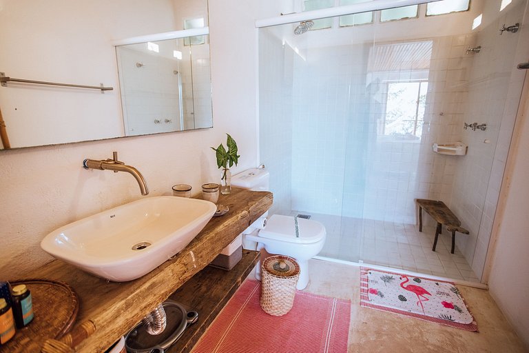 Magnífica costeira, vista incrível, píer e jacuzzi