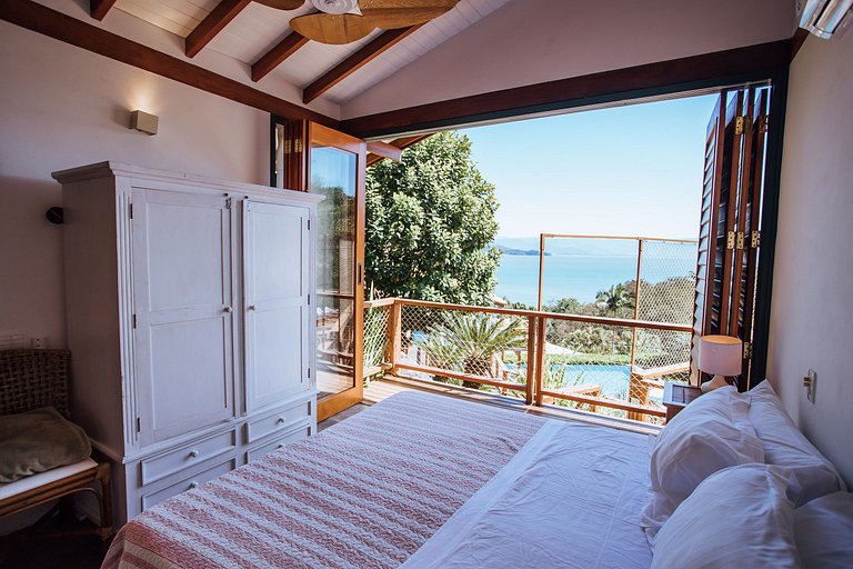 Piscina borda Infinita, vista magnífica para o mar