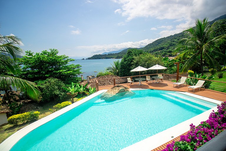 Casa Exclusiva Pé-na-Areia ao Sul de Ilhabela – Projeto Iraê