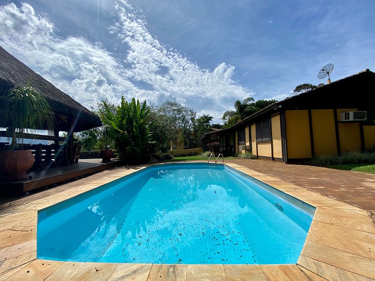 Localização incrível, piscina e espaço gourmet