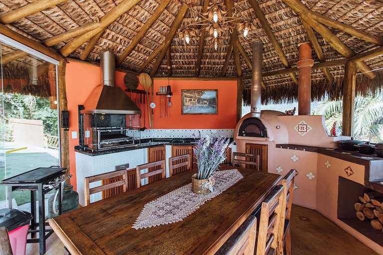 Vista mar, piscina e espaço gourmet