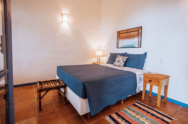 CASA À VENDA EM FRENTE À PRAIA DA SIRIÚBA | ILHABELA