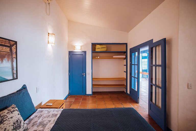 CASA À VENDA EM FRENTE À PRAIA DA SIRIÚBA | ILHABELA