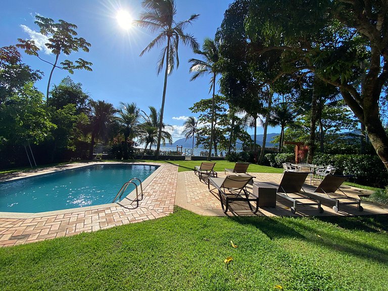 Casa pé na areia, piscina aquecida e área gourmet