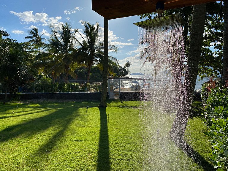 Casa pé na areia, piscina aquecida e área gourmet