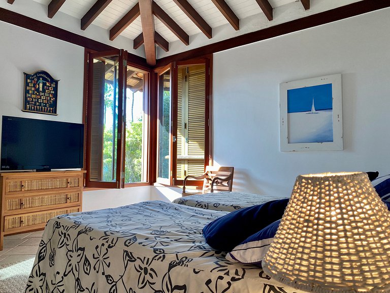 Casa pé na areia, piscina aquecida e área gourmet