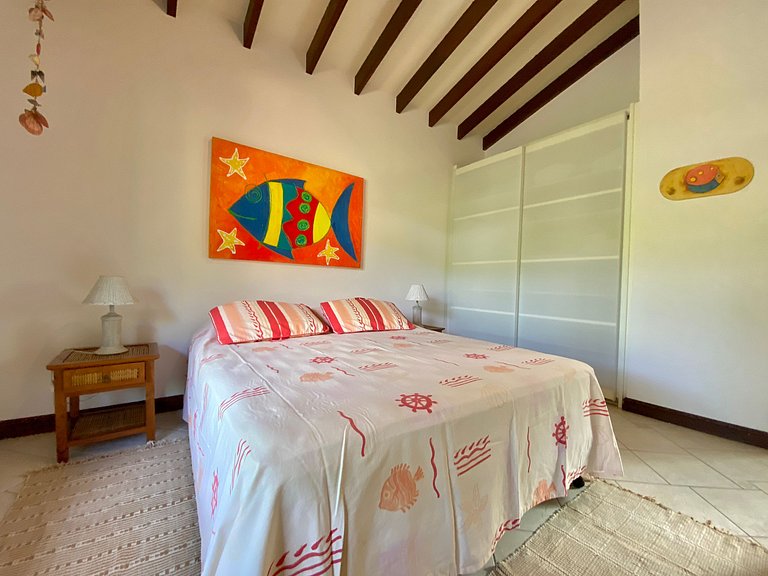 Casa pé na areia, piscina aquecida e área gourmet
