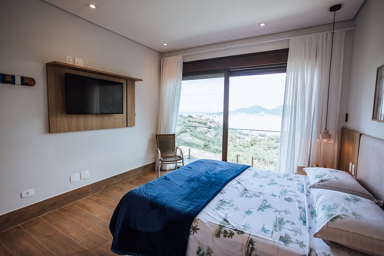 Luxo, piscina aquecida e vista a 5 minutos da Vila