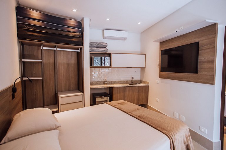 Casa em condomínio, piscina aquecida e espaço gourmet