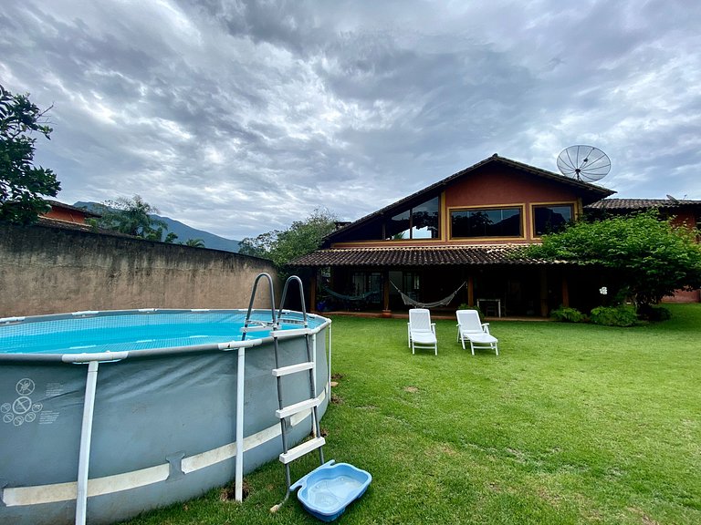 Refúgio com vista para montanha