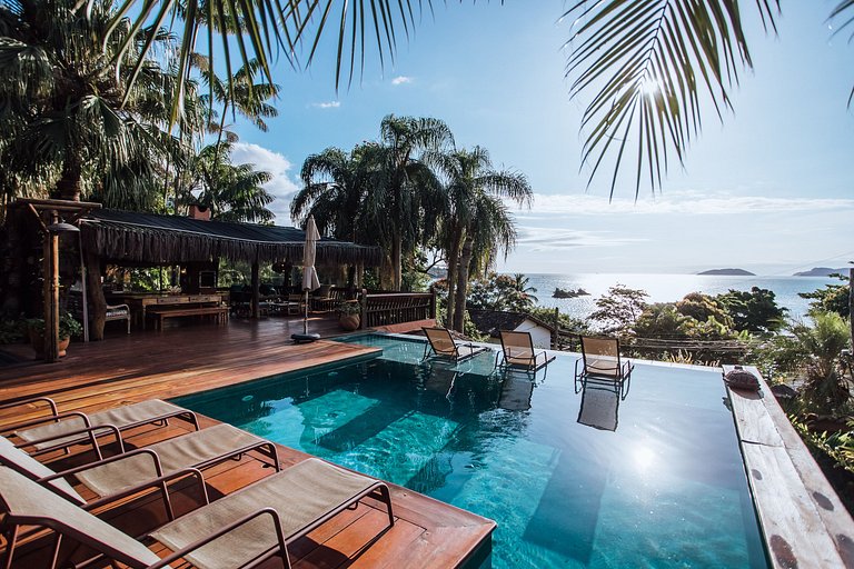 Casa a 200m da praia, SPA aquecido e piscina