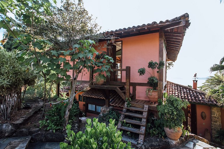 Casa a 200m da praia, SPA aquecido e piscina