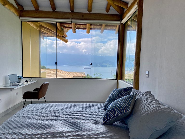 Casa incrível em condomínio - piscina e vista
