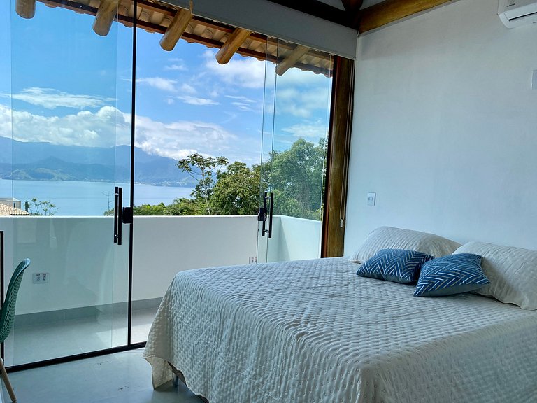 Casa incrível em condomínio - piscina e vista