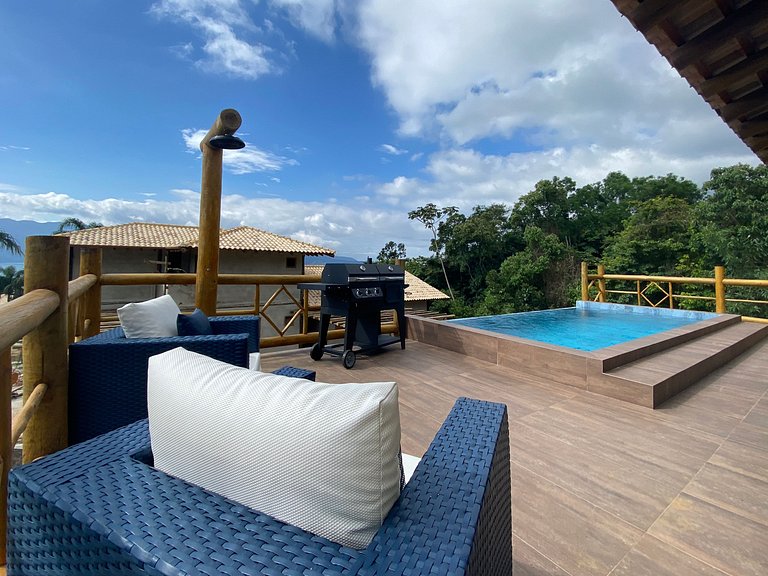 Casa incrível em condomínio - piscina e vista