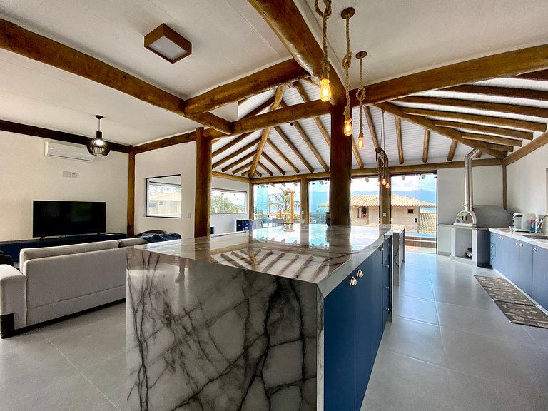 Casa incrível em condomínio - piscina e vista