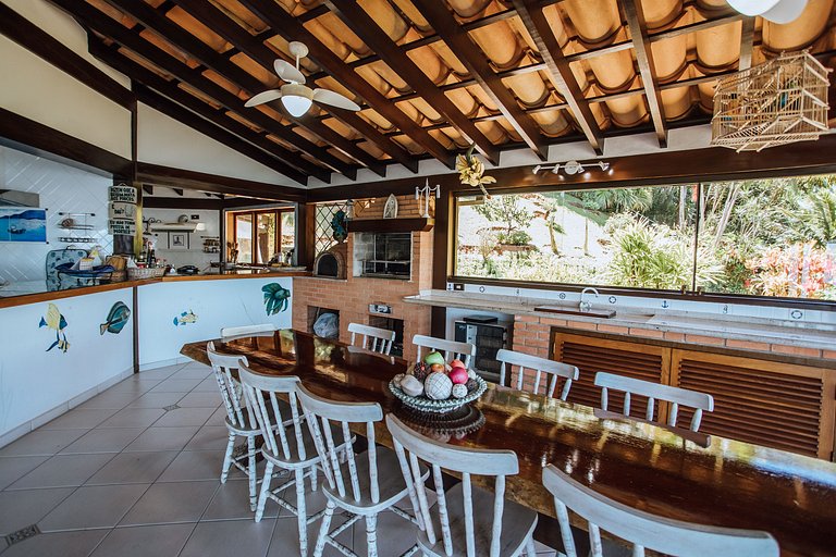 Vista Deslumbrante, Espaço e Conforto para Toda a Família