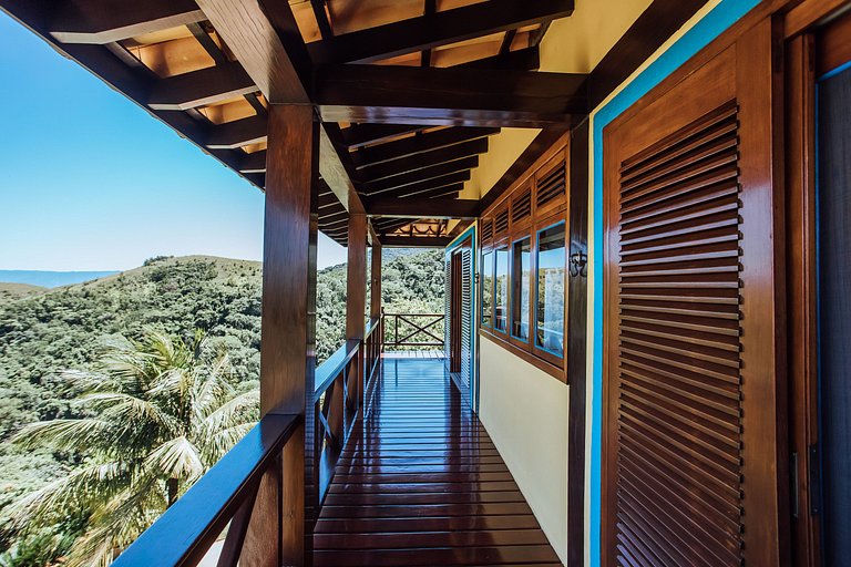 Piscina, espaço, conforto e vista incrível