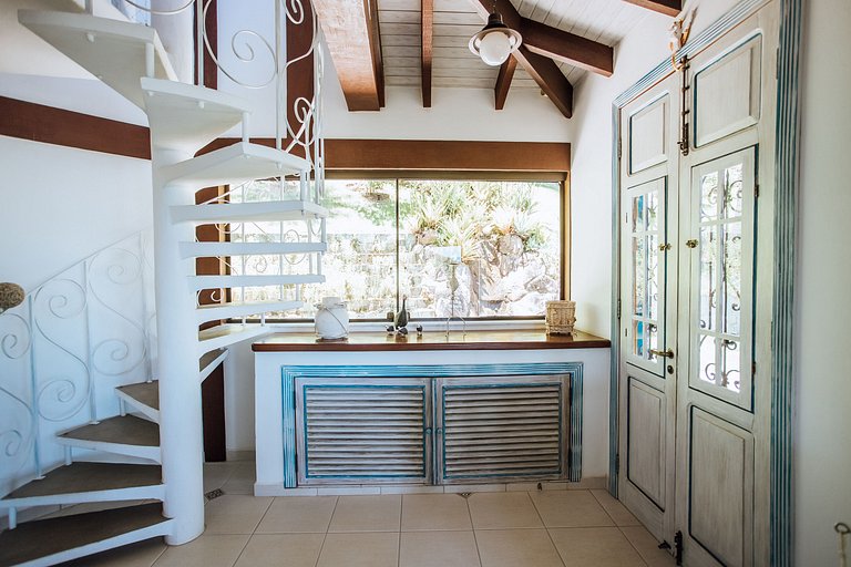 Vista Deslumbrante, Espaço e Conforto para Toda a Família