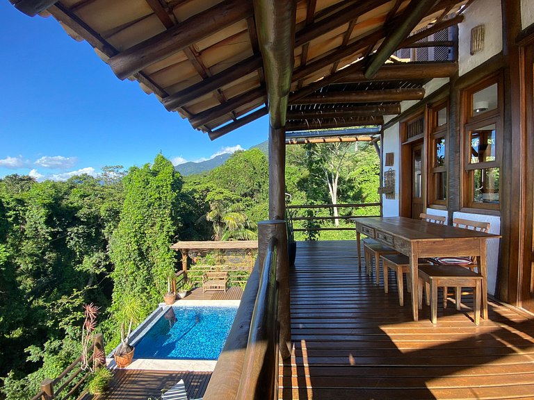 Vista deslumbrante, piscina e espaço gourmet