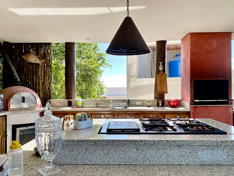 Vista deslumbrante, piscina e espaço gourmet