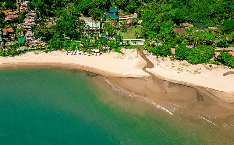 CASA À VENDA EM FRENTE À PRAIA DA SIRIÚBA | ILHABELA