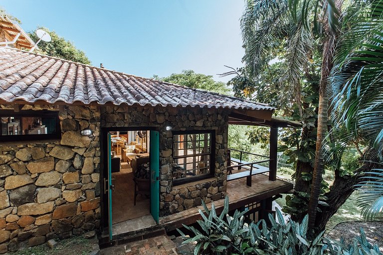 Piscina e jacuzzi aquecidas, sauna e linda vista!