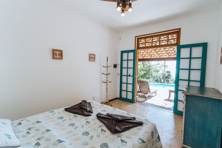 Piscina e jacuzzi aquecidas, sauna e linda vista!
